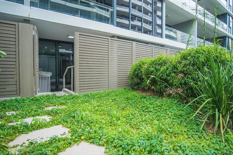 Stunning And Cozy Apartment In Heart Of Mascot - Accommodation Newcastle 1