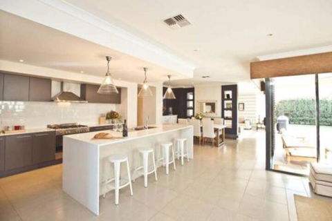 Getaway On Poplars Comfortable & Well Appointed - Accommodation Newcastle 0