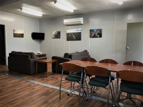Lake Callide Retreat - Accommodation Newcastle 3