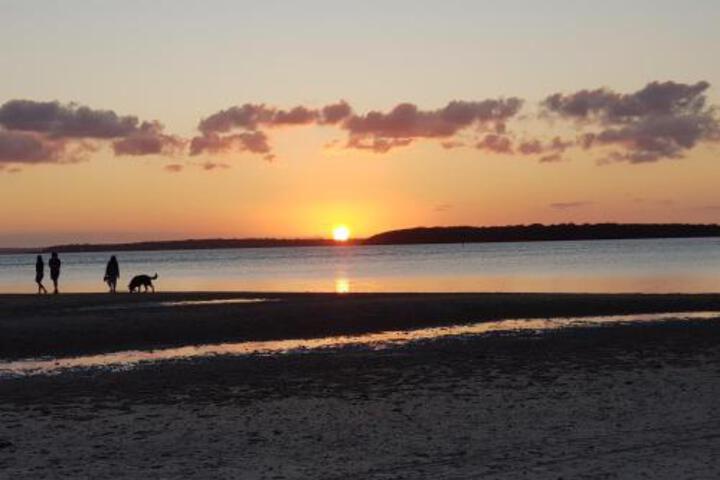 Dunwich QLD Accommodation Newcastle