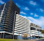 Modern Clean Luxury at the Right Price..... - Accommodation Newcastle