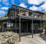 NICHE on NOBLE Ever Changing Vista - Accommodation Newcastle
