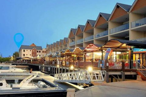 Oceanic Apartment - Accommodation Newcastle 0