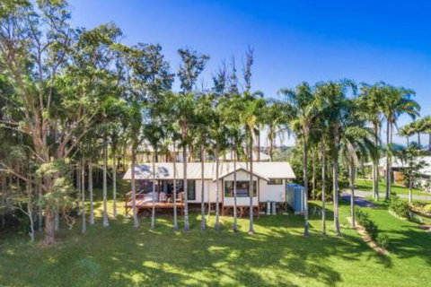 Triloka Lodges - Accommodation Newcastle 0