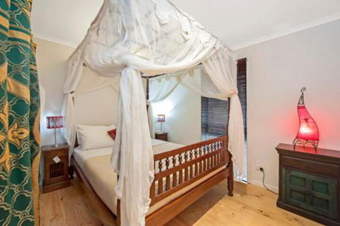 The Retreat - Accommodation Newcastle 3