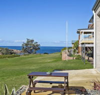 Whale Studio 1a Ocean Street - Accommodation Newcastle
