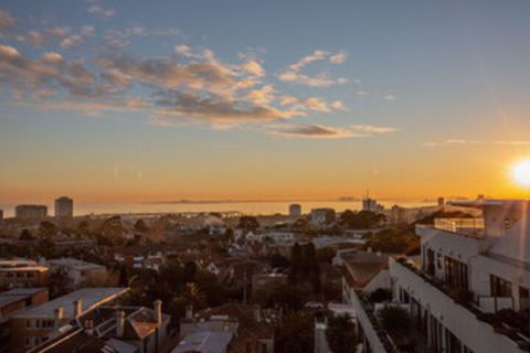 107light Filled Cozy Apt In The Heart Of St. Kilda - Accommodation Newcastle 0