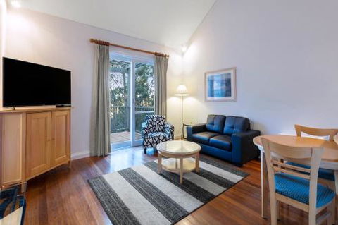 Apartments At 15 Thompsons - Accommodation Newcastle 5