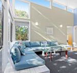 Bowery Beach House spacious family accommodation - Accommodation Newcastle