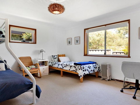 Cabarita On Currarong Creek - Accommodation Newcastle 2