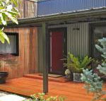 Lovett quirky stylish with a bush backdrop - Accommodation Newcastle