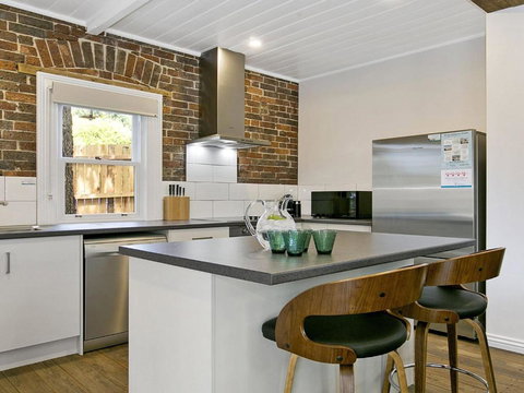 Old Bank Stables 3 Night Weekends For Price Of 2 - Accommodation Newcastle 2