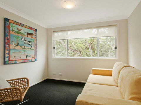 Sea Whispers A Real Native Outlook - Accommodation Newcastle 4