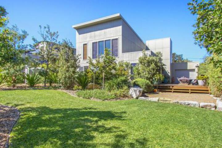 Illaroo NSW Accommodation Newcastle