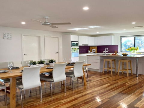 Illoura At Boat Harbour - Accommodation Newcastle 2