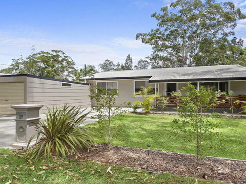 Currambene Cottage All About Location - Accommodation Newcastle 4