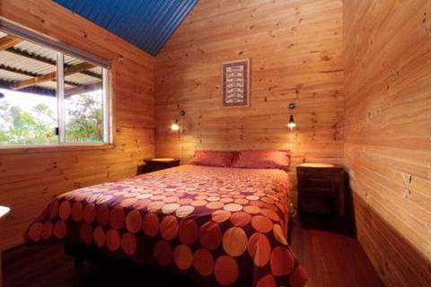Sunnyhurst Chalets Rural Stay - Accommodation Newcastle 4