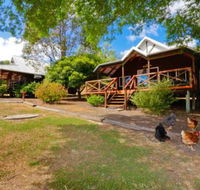 Sunnyhurst Chalets Rural Stay - Accommodation Newcastle