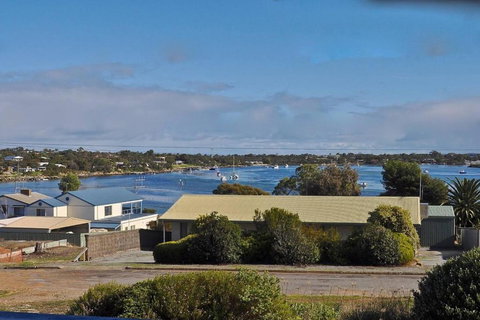 Mariners View Coffin Bay - Accommodation Newcastle 2