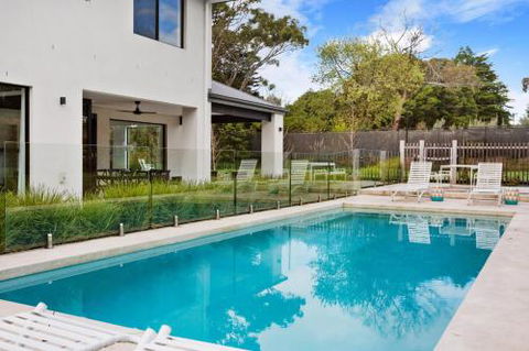 CATALINA MOUNT ELIZA - Accommodation Newcastle 3