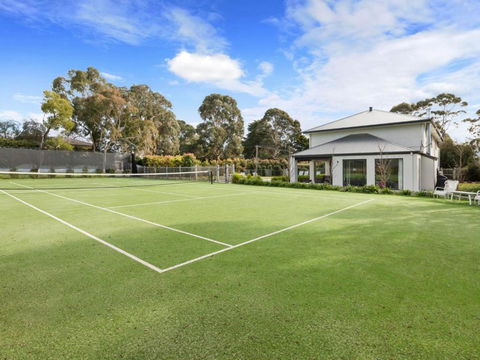 CATALINA MOUNT ELIZA - Accommodation Newcastle 6