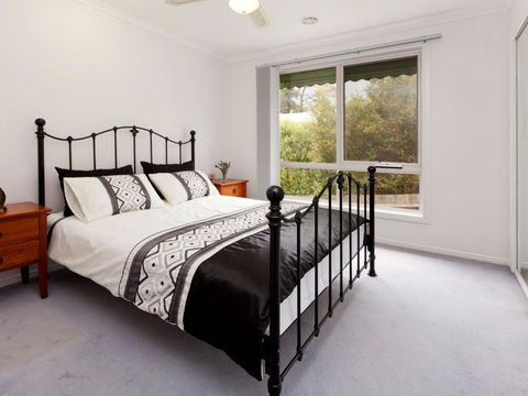 DROMANA BAY VIEWS DROMANA - Accommodation Newcastle 6
