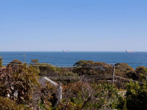 DROMANA BAY VIEWS DROMANA - Accommodation Newcastle 2