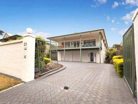 DROMANA BAY VIEWS DROMANA - Accommodation Newcastle 1