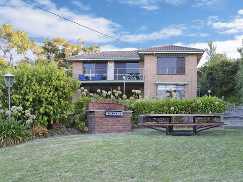 ROANJOKA DROMANA.... - Accommodation Newcastle 3