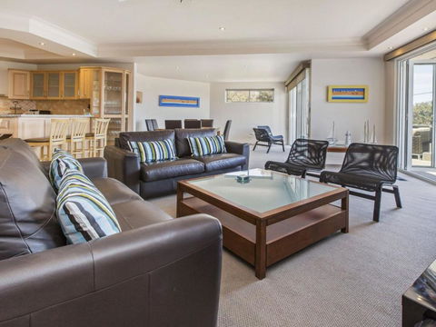 SEA GRANGE MORNINGTON - Accommodation Newcastle 4