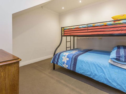 SEA GRANGE MORNINGTON - Accommodation Newcastle 2