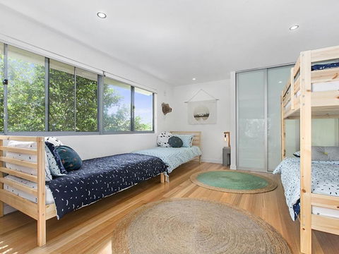 Stunning Seaviews Sunshine Beach - Accommodation Newcastle 4