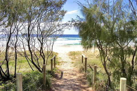 THE BEACH OASIS At 360 - Accommodation Newcastle 6