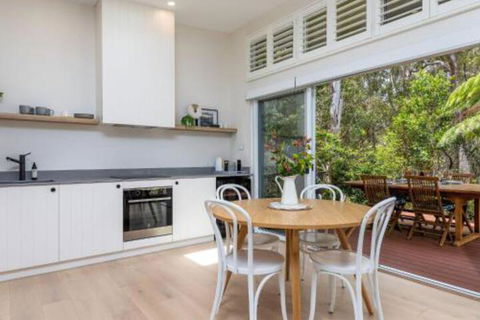 Studio By The Bay :: Jervis Bay Rentals - Accommodation Newcastle 2