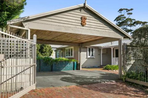 Ellis Cottage Sorrento Plus Guest House - Accommodation Newcastle 2