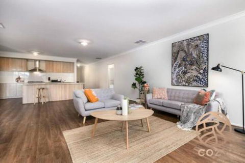 119Breath Of The Forest In The Heart Of Clyde - Accommodation Newcastle 3