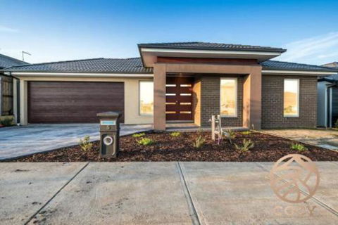 119Breath Of The Forest In The Heart Of Clyde - Accommodation Newcastle 0