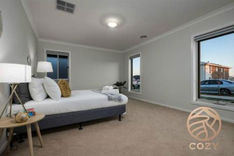 119Breath Of The Forest In The Heart Of Clyde - Accommodation Newcastle 6