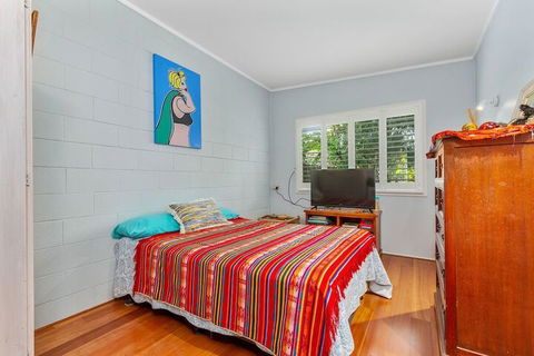 BEACH RETREAT - Accommodation Newcastle 7