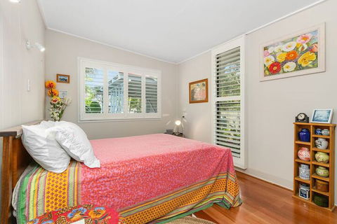 BEACH RETREAT - Accommodation Newcastle 6