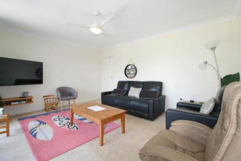 Main Stay 8 1 Main Street - Accommodation Newcastle 7