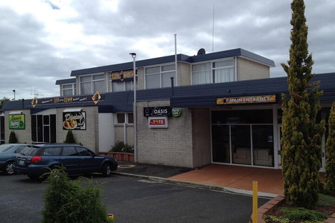 Top Of The Town Hotel Motel - Accommodation Newcastle 2