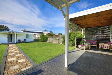 Triangulo At Culburra Pet Friendly 2 Mins To Beach - Accommodation Newcastle 6