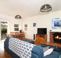 Triangulo at Culburra Pet Friendly 2 Mins to Beach - Accommodation Newcastle
