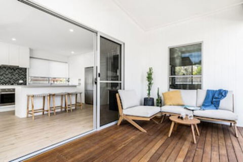 A PERFECT STAY - Caba Cabana - Accommodation Newcastle 0