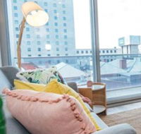 Paradiso on Bent Netflix Wifi City life - Accommodation Newcastle