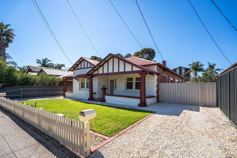 Kairos In Keswick Wifi Netflix Nespresso - Accommodation Newcastle 4