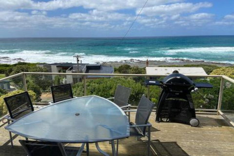 PANORAMA VIEWS Spectacular Ocean Views - Accommodation Newcastle 0