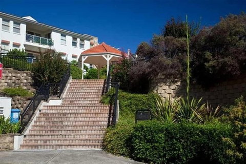 HC102 Karrabee Avenue Huntleys Cove - Accommodation Newcastle 1