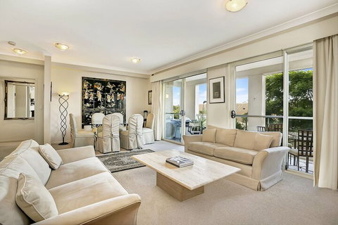 HC102 Karrabee Avenue Huntleys Cove - Accommodation Newcastle 4